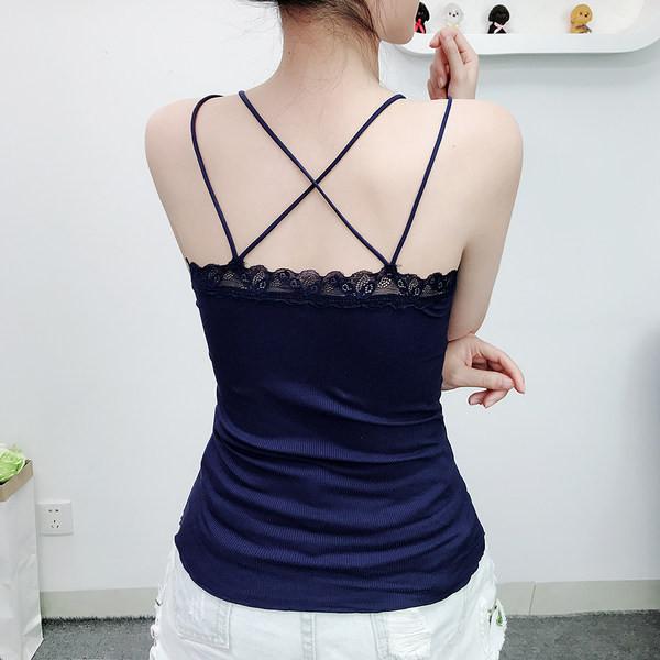 Μοντέρνο γυναικείο αμάνικο με λεπτές τιράντες  και δαντέλα