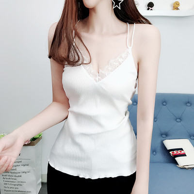 Praegune naiste ristrihmade ja pitsiga topp