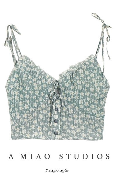 Sieviešu īsās krūšu kurpes ar ziedu motīviem un plānām lencītēm