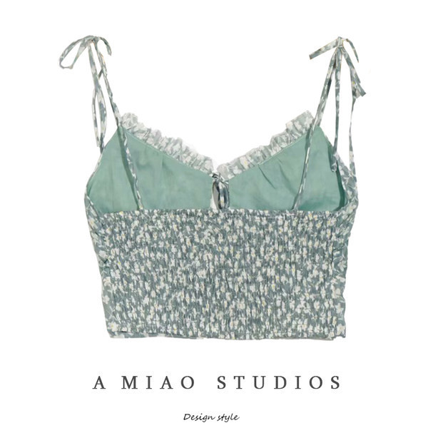 Sieviešu īsās krūšu kurpes ar ziedu motīviem un plānām lencītēm