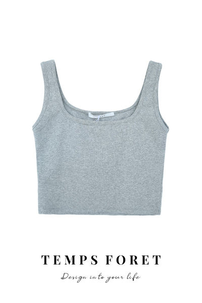 Lühike laiade rihmade ja ümara kaelusega naiste topp