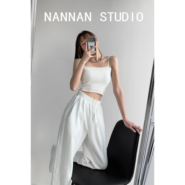 Naiste vabaaja õhukeste rihmadega kootud topp