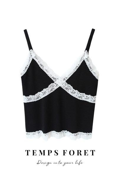 Pitsi ja V-kaelusega naiste topp