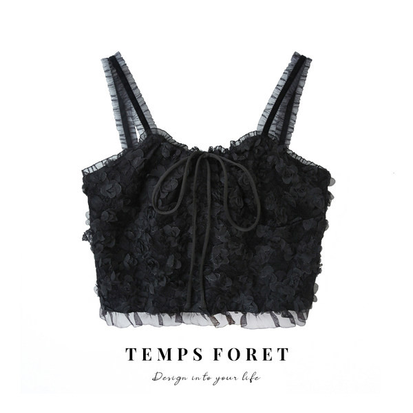 Lühike tülli ja lipsudega naiste topp