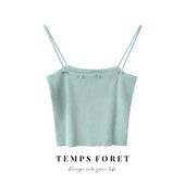 Naiste velvetist peenikeste rihmade ja lilledega topp