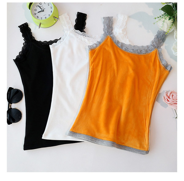 Γυναικείο καθημερινό αμάνικο μπλουζάκι με λεπτά τιραντάκια και δαντέλα 