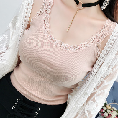 Liibuv naiste topp pitsiga