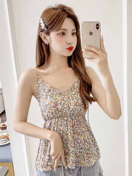 Õhukeste rihmade ja mitmes värvitoonis lillemustriga naiste topp