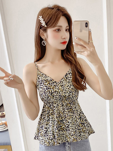 Õhukeste rihmade ja mitmes värvitoonis lillemustriga naiste topp