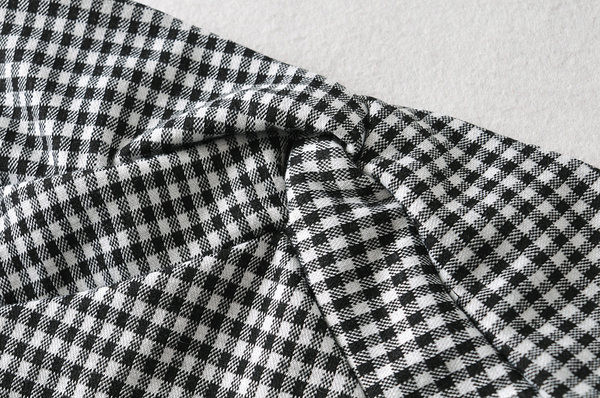 Ees kogunes naiste igapäevane rinnakas