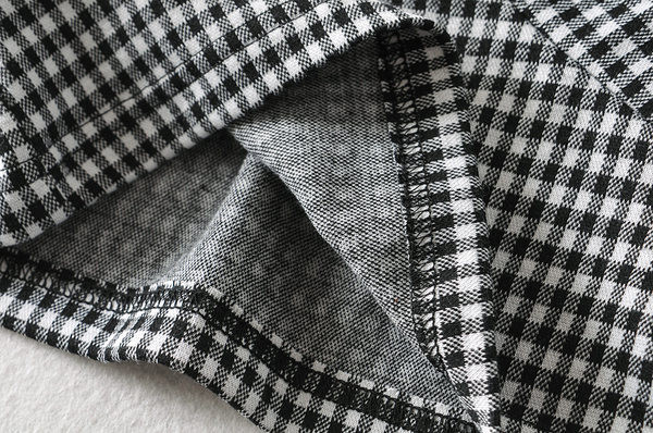 Ees kogunes naiste igapäevane rinnakas