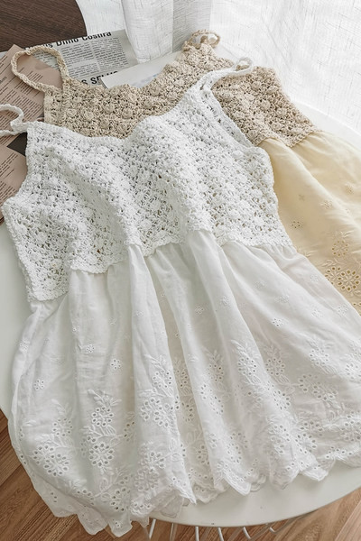 Peenikeste kootud rihmadega naiste topp