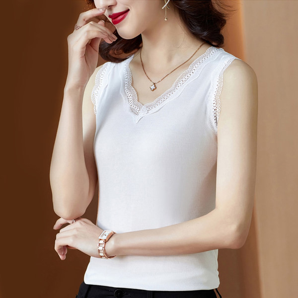 Γυναικεία αμάνικη μπλούζα με λαιμόκοψη και φαρδύ τιραντάκι