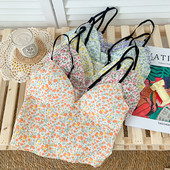 Καθημερινή γυναικεία αμάνικη μπλούζα - με λουλουδάτο μοτίβο και λεπτά τιραντάκια