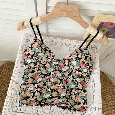 Καθημερινή γυναικεία αμάνικη μπλούζα - με λουλουδάτο μοτίβο και λεπτά τιραντάκια