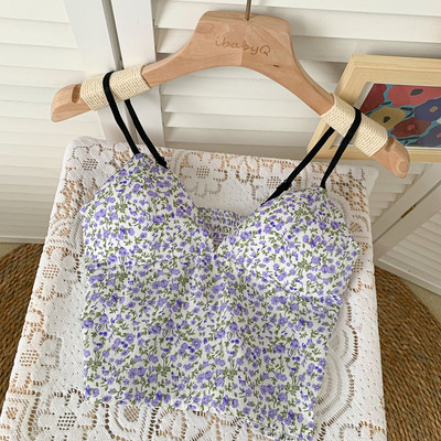 Καθημερινή γυναικεία αμάνικη μπλούζα - με λουλουδάτο μοτίβο και λεπτά τιραντάκια