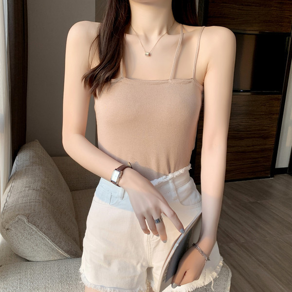 Peenikeste rihmadega naiste topp – erinevat värvi