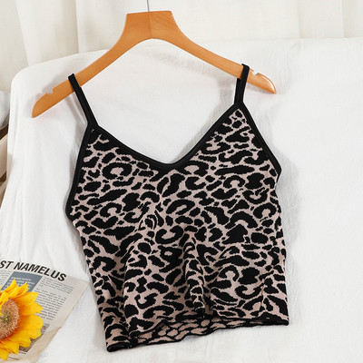 Γυναικεία αμάνικη μπλούζα με τύπωμα λεοπάρ και λαιμόκοψη