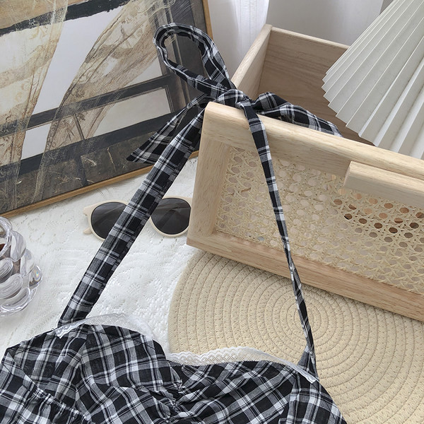 Γυναικεία αμάνικη μπλούζα καρό με κορδόνια