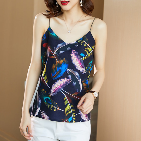 Γυναικεία αμάνικη  μπλούζα με μοτίβα λουλουδιών και λεπτά τιραντάκια