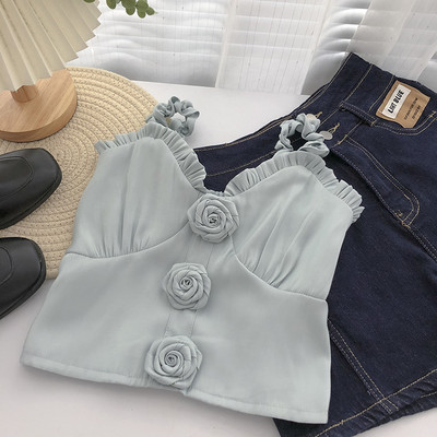 Moderni ženski poprsje s 3D cvjetovima