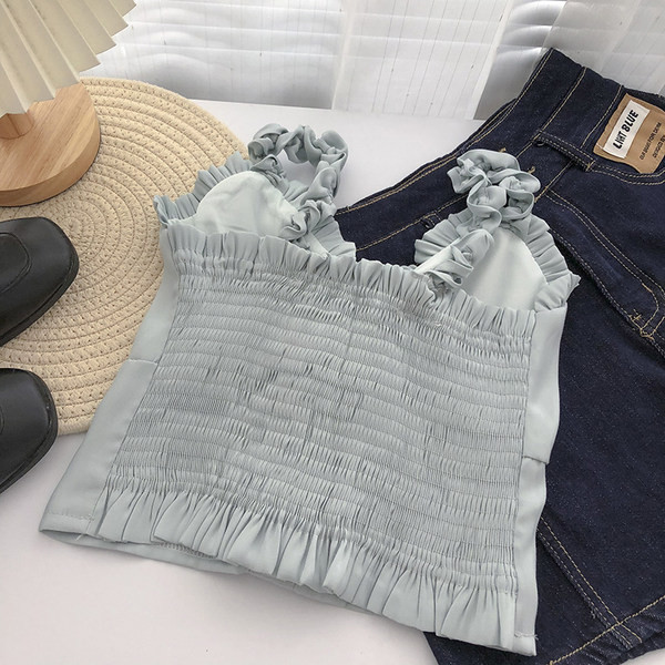 Moderni ženski poprsje s 3D cvjetovima