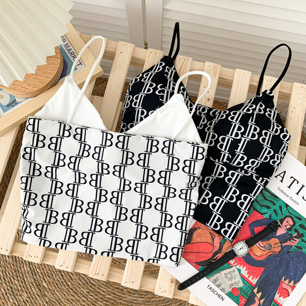 Mustri ja peenikeste rihmadega uus mudel naiste topp