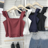 Majica s četvrtastim izrezom i širokim naramenicama