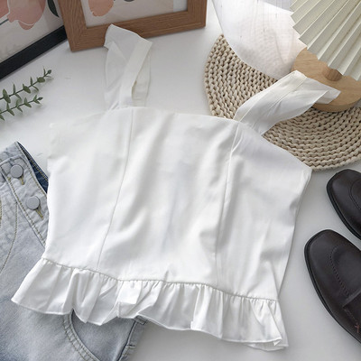 Majica s četvrtastim izrezom i širokim naramenicama