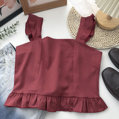 Majica s četvrtastim izrezom i širokim naramenicama