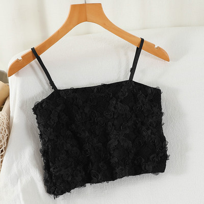 Κοντή γυναικεία αμάνικη  μπλούζα με λεπτά τιραντάκια και τρισδιάστατα λουλούδια