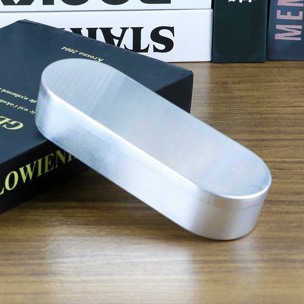 Aliuminio dėžutė, tinkanti kosmetikos priemonių valymui