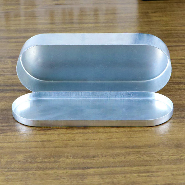 Aliuminio dėžutė, tinkanti kosmetikos priemonių valymui