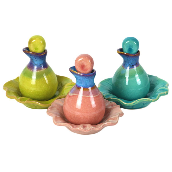 Dekoratīvās pudeles ēteriskajām eļļām