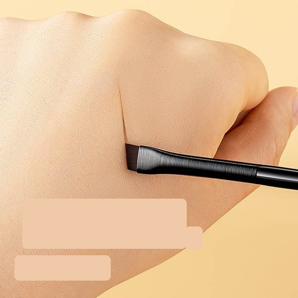 Комплект четки за вежди