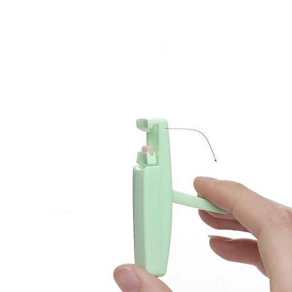 Φορητό  μπικουτί σιλικόνη μίνι βλεφαρίδες - δύο μοντέλα