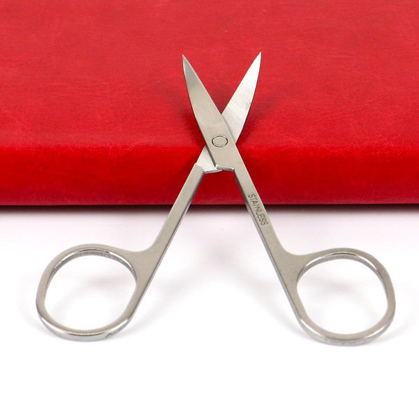 Eyebrow shaping scissors