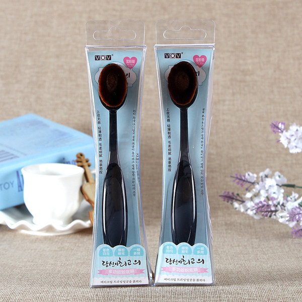 Βολικό πινέλο κατάλληλο για εφαρμογή μακιγιάζ