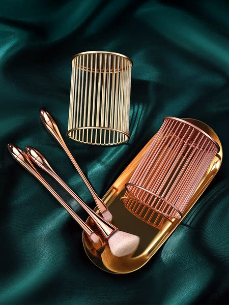 Διοργανωτής μεταλλικών μακιγιάζ