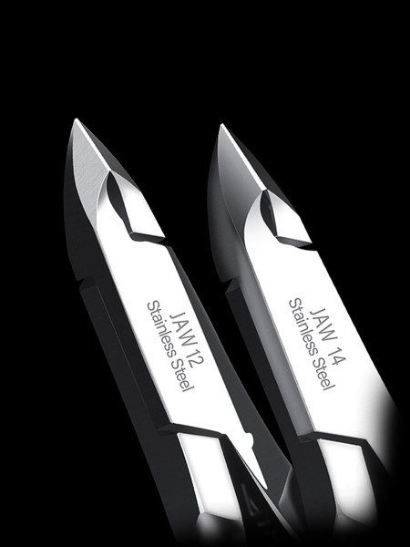 Επαγγελματικές πένσες κατάλληλες για μανικιούρ και πεντικιούρ