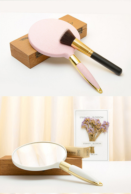 Преносимо огледало с дръжка подходящо за грим - два модела