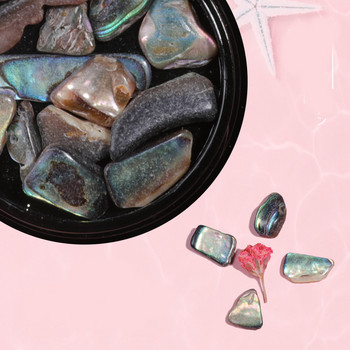 Цветни кристали за декорация на нокти