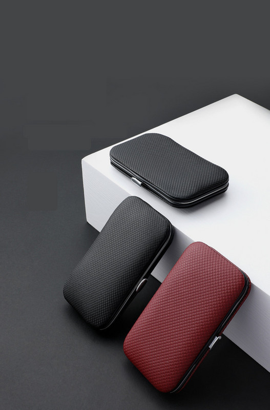 Maniküüri ja pediküüri tööriistade komplekt