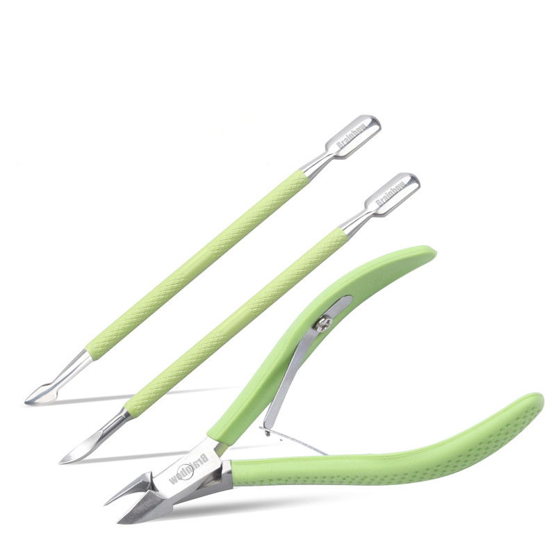 Ένα σετ πένσα και ένα εργαλείο για την ώθηση των επιδερμίδων