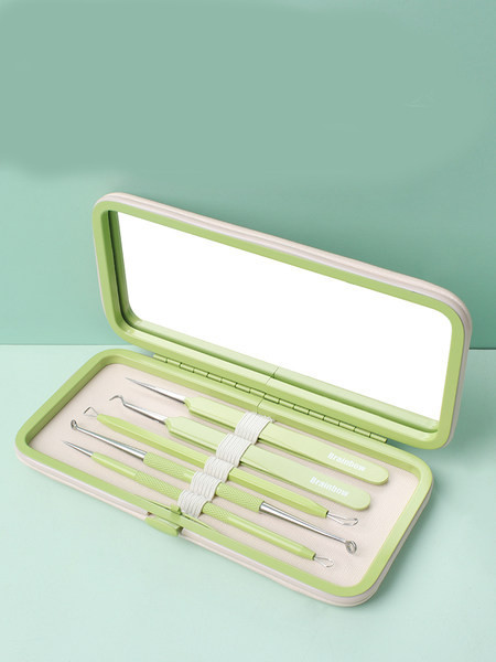 Σετ καλλυντικών έξι μερών για καθαρισμό προσώπου