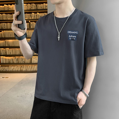 Ανδρικό μπλουζάκι νέου μοντέλου με οβάλ λαιμόκοψη και τύπωμα