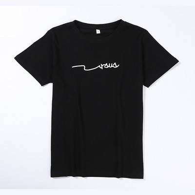 Ανδρικό βαμβακερό μπλουζάκι με επιγραφή και απλικέ σε σχήμα Ο