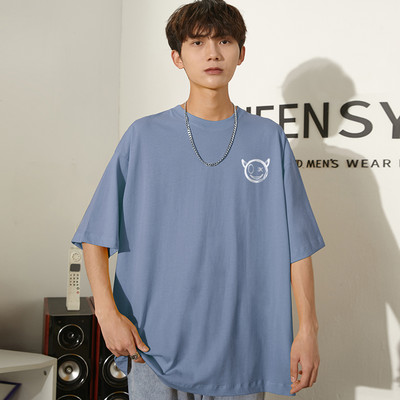 Ανδρικό μπλουζάκι με οβάλ λαιμόκοψη