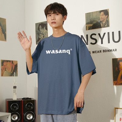 Ανδρικό μπλουζάκι με οβάλ λαιμόκοψη