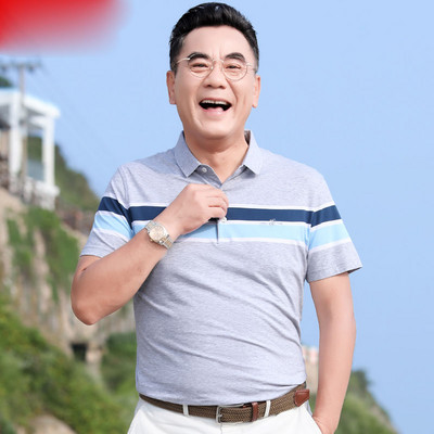 Ανδρικό ριγέ μπλουζάκι με κλασικό κολάρο και κέντημα